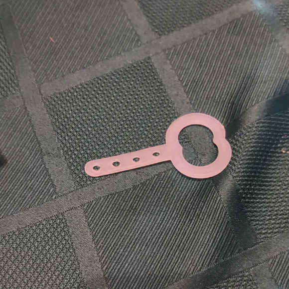 Heart-Shaped Handle Tupperware Popsicle Molds - Picture 6 of 7